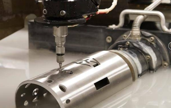 outil de découpe waterjet, découpe au jet d'eau
